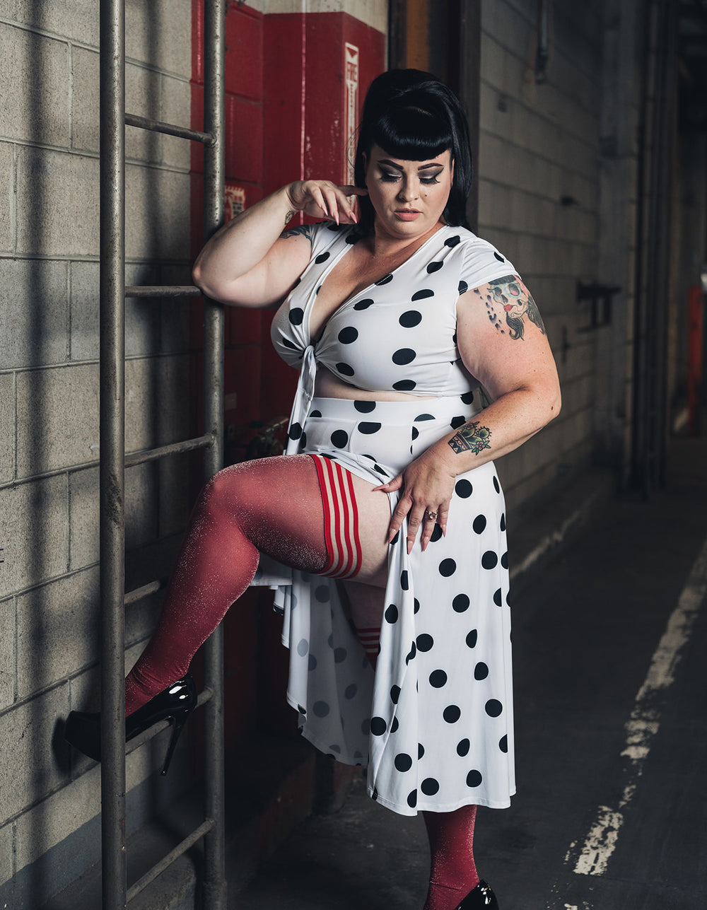 Kix'ies Shimmer Cranberry thigh-high tights, Plus size, Fall fashion and holiday parties